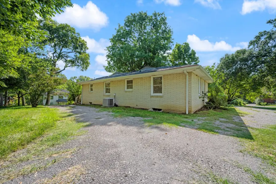 4921 Timberdale Dr, Nashville, TN 37211 - #3