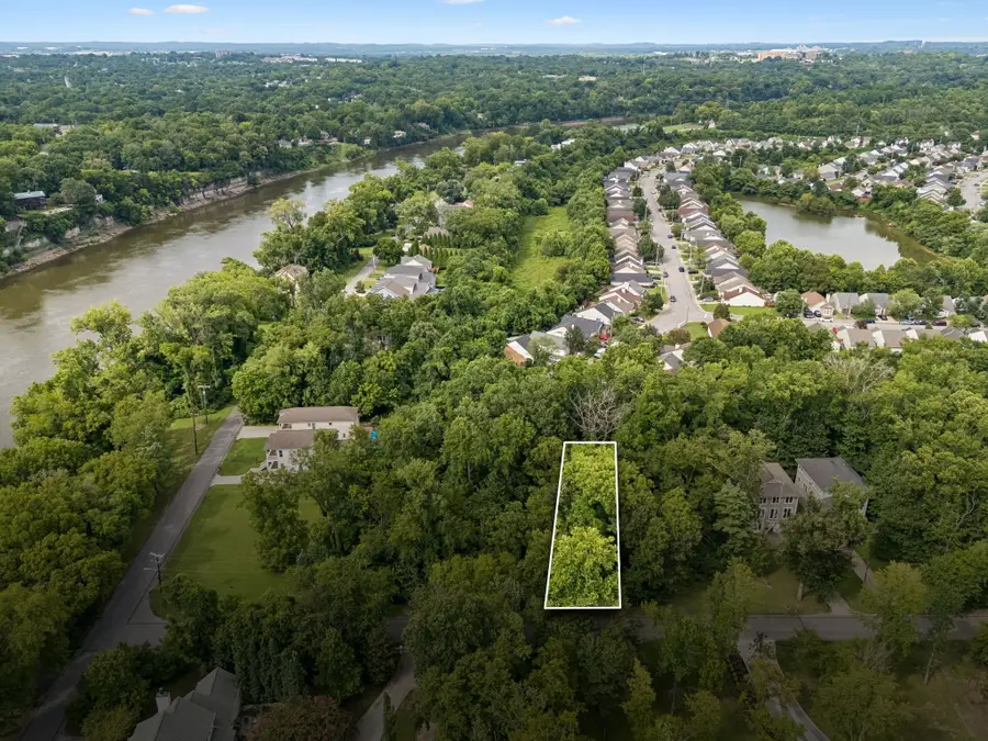 2113 Wooddale Ln, Nashville, TN 37214 - #2