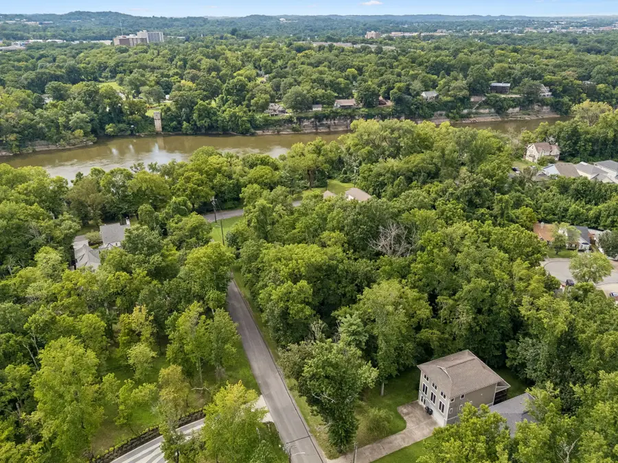 2113 Wooddale Ln, Nashville, TN 37214 - #3