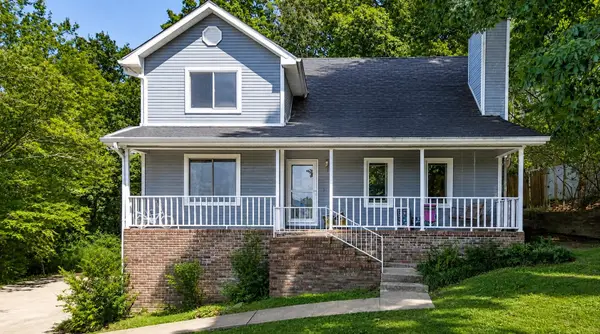 7718 Sandalwood Heights Drive, Hixson, TN 37343