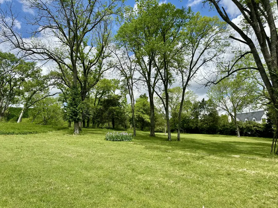 6001 Hillsboro Pike, Nashville, TN 37215 - #3