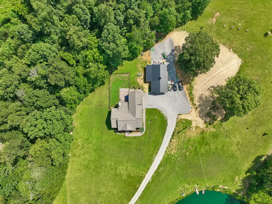 138 Belcher Hollow Rd, Cottontown, TN 37048 - #3