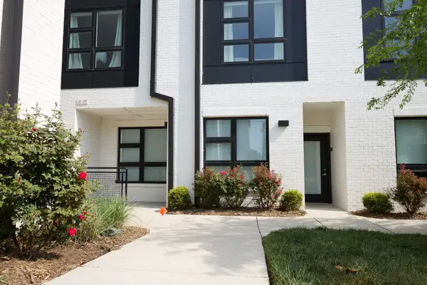 542 Southgate Ave #205, Nashville, TN 37203