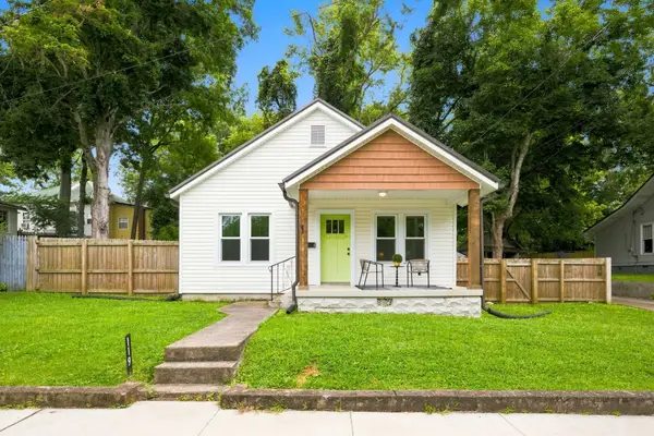 119 Poplar St, Dickson, TN 37055