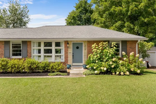 212 Donelson Hills Dr, Nashville, TN 37214