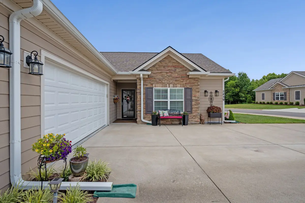 2439 Stonecenter Ln, Murfreesboro, TN 37128 - #1