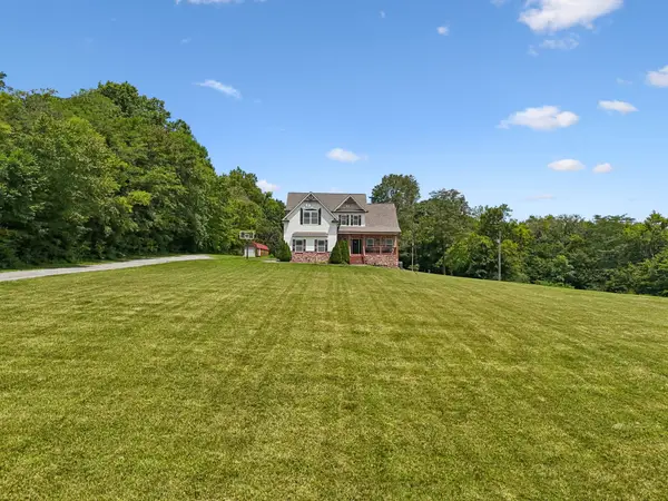 1755 Chicken Rd, Lebanon, TN 37090