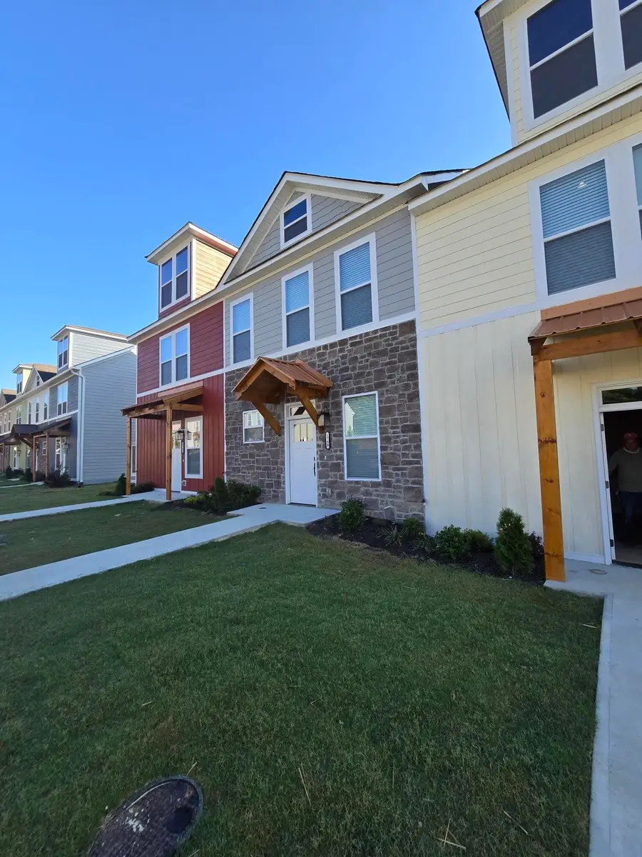 18081806 1804,1802 Arbor Hills Drive, Cleveland, TN 37323 - #2