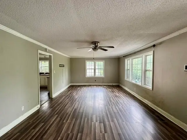 1040 6th Street Ne, Cleveland, TN 37311 - #3