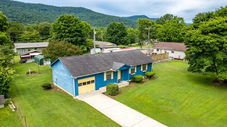 192 Cedar Point Lane, South Pittsburg, TN 37380 - #2