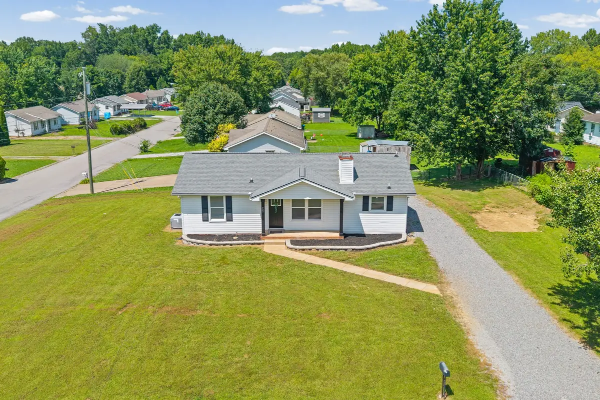 737 Shelton Cir, Clarksville, TN 37042 - #1