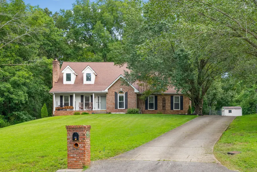 1731 Creekview Ct, Adams, TN 37010 - #2
