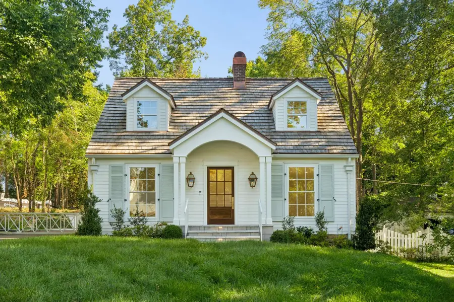 4401 Iroquois Ave, Nashville, TN 37205 - #3