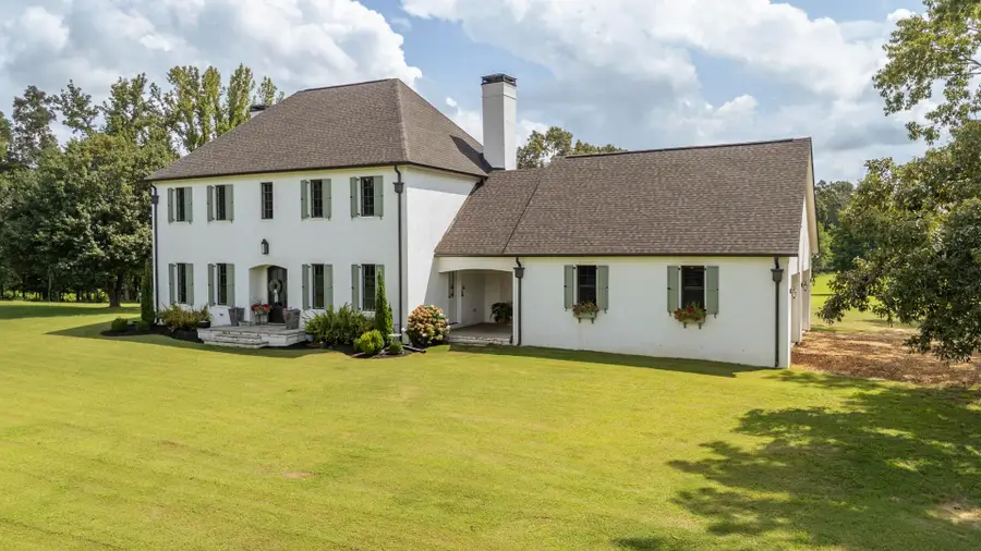 265 John C Breckenridge Cv, Adamsville, TN 38310 - #2