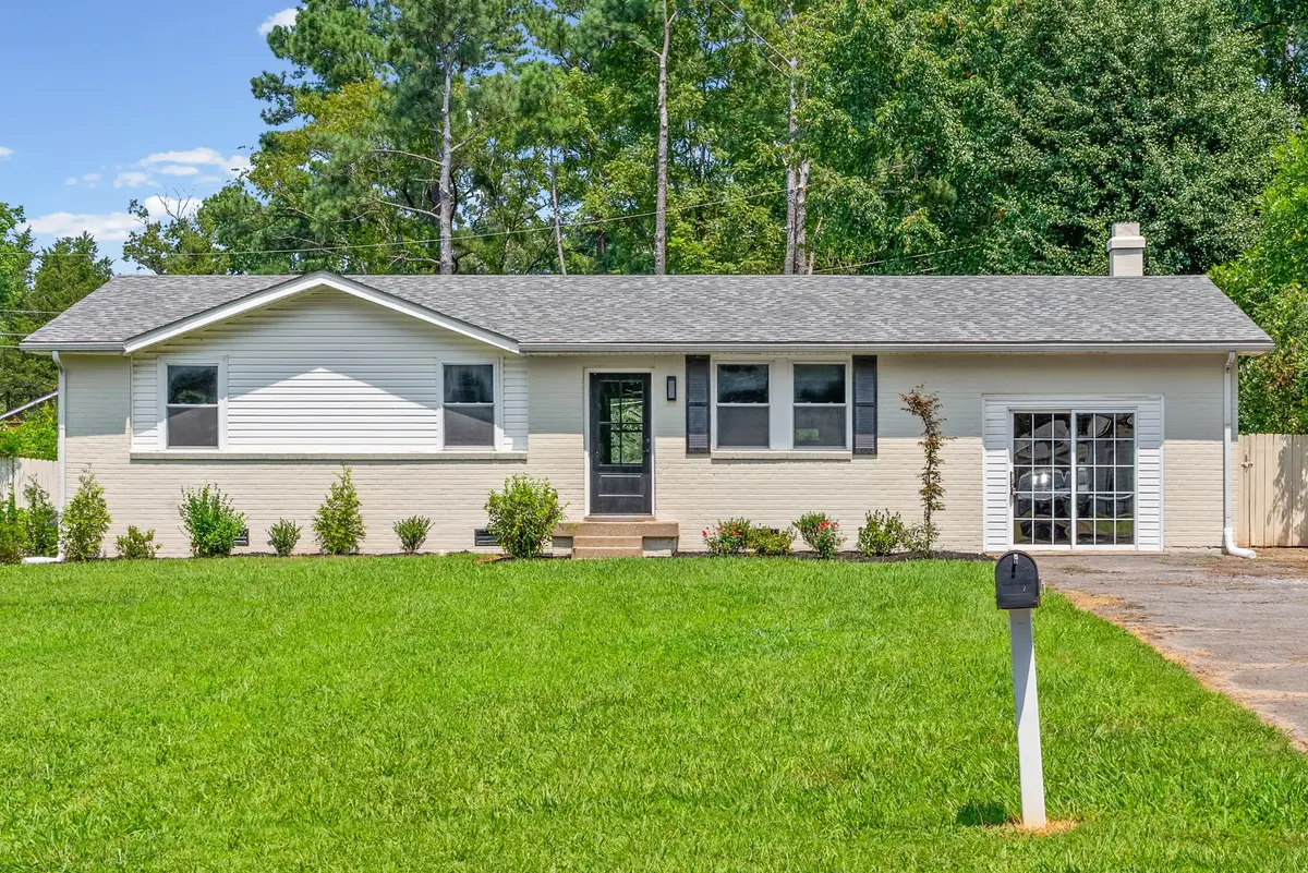 447 Appleton Dr, Clarksville, TN 37042 - #1
