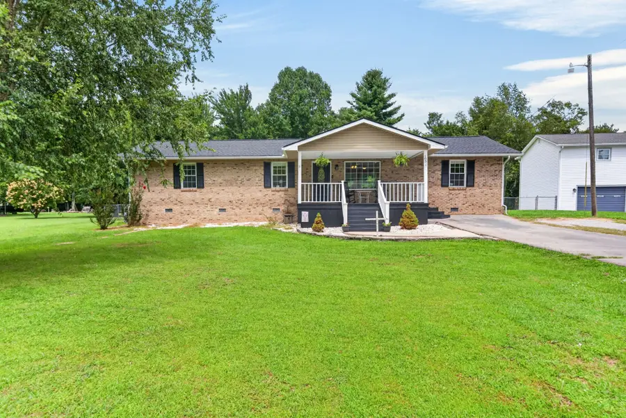 183 Justice St, Crossville, TN 38555 - #2