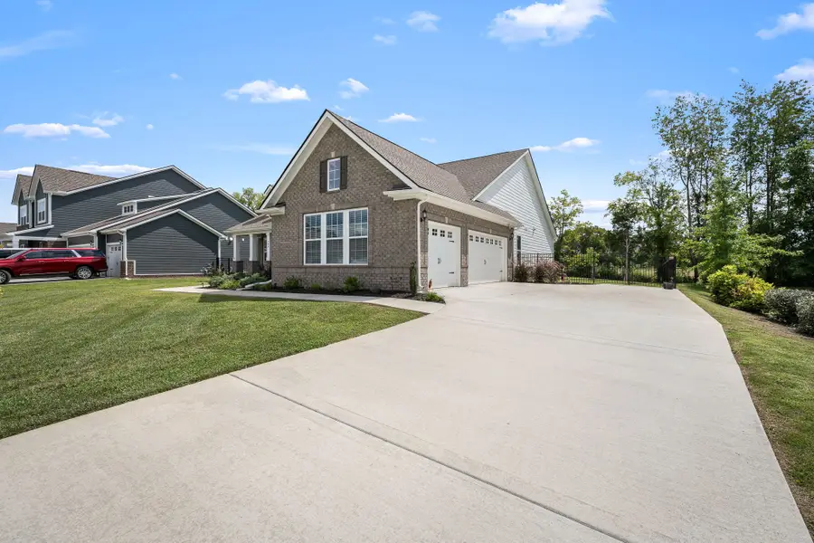 206 Veneto Dr, Murfreesboro, TN 37128 - #3