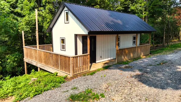 1480 Gravel Hill Rd, Bethpage, TN 37022