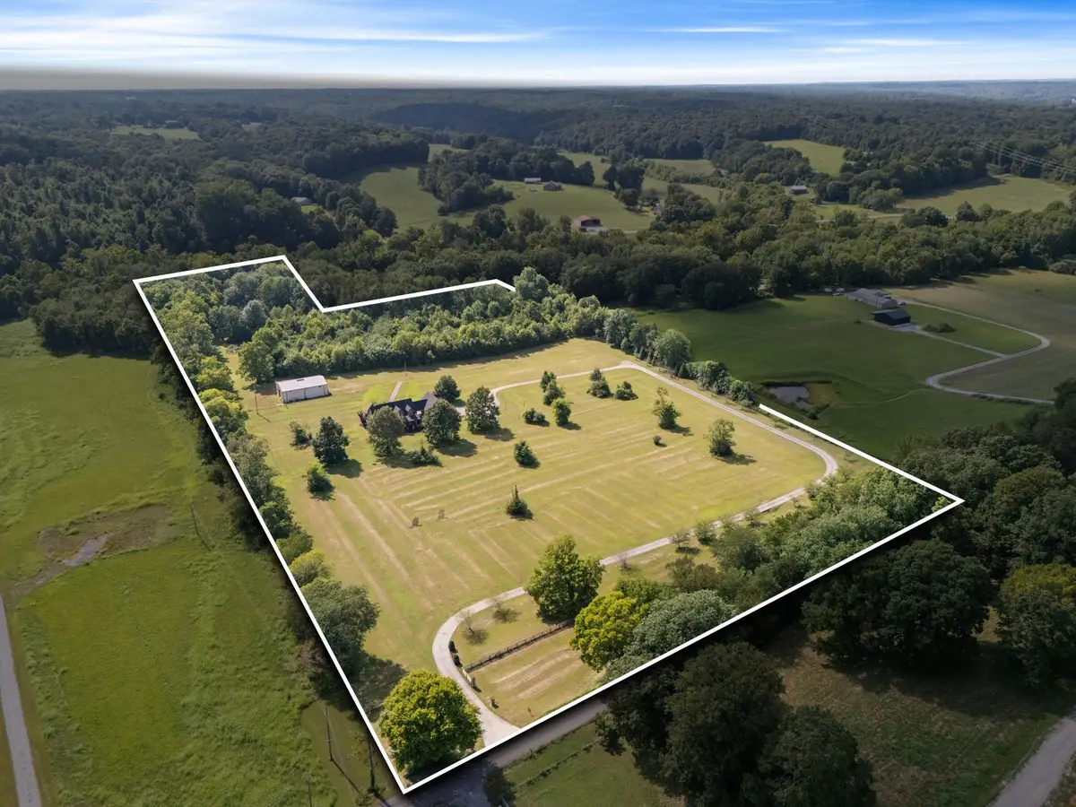 600 Bruce Rd, Dickson, TN 37055 - #1
