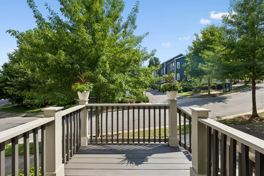 3404 Shelby Bottoms Bnd, Nashville, TN 37206 - #2