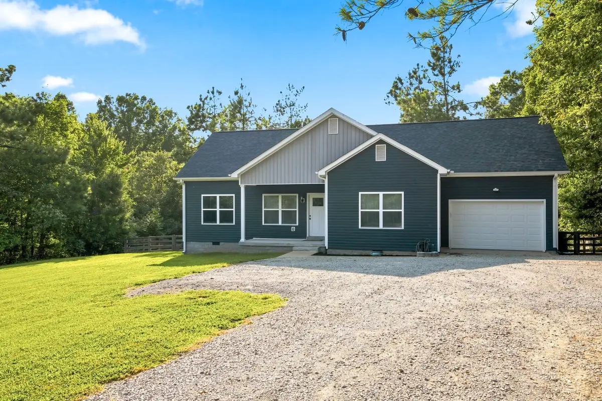 5702 Fox Haven Dr, Nunnelly, TN 37137 - #1
