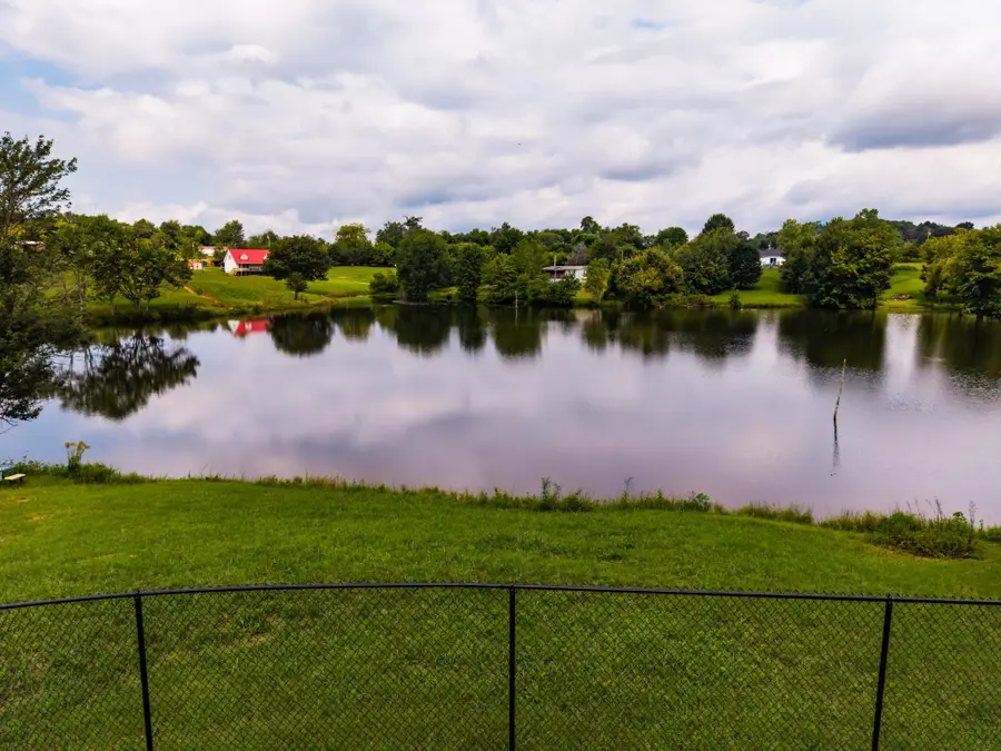 142 Poston Andrews Ln, Cookeville, TN 38506 - #3