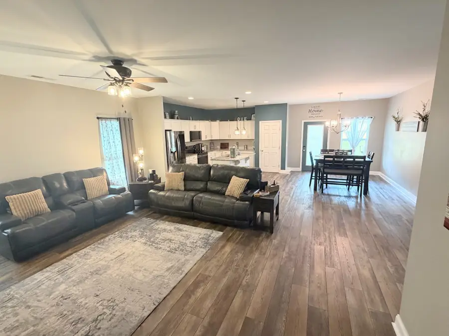 1036 Westgate Dr, Gallatin, TN 37066 - #3