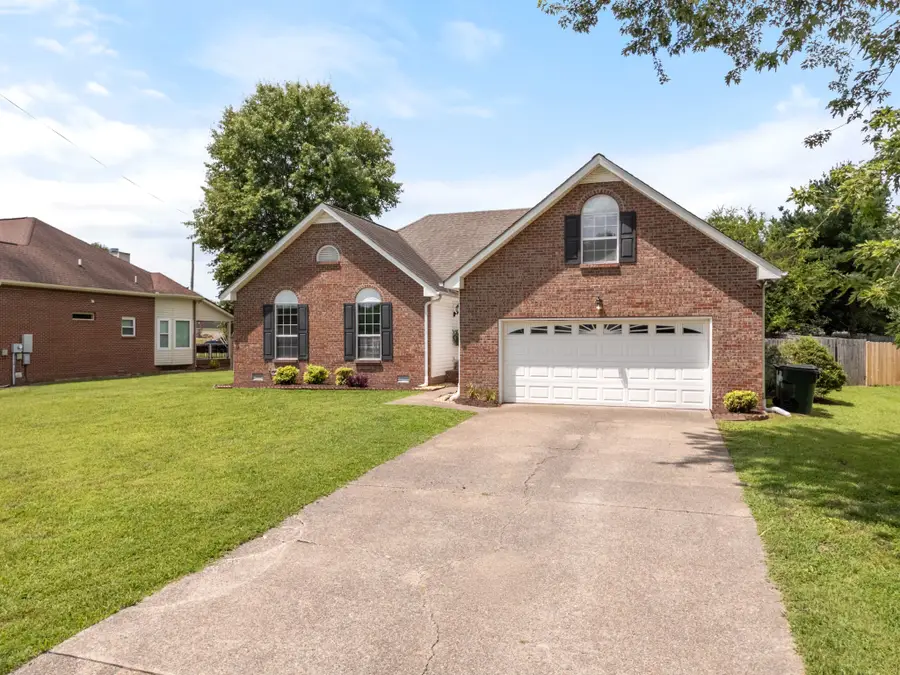 394 Buckingham Blvd, Gallatin, TN 37066 - #2