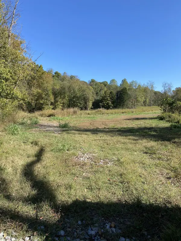 901 Britton Springs Rd, Clarksville, TN 37042