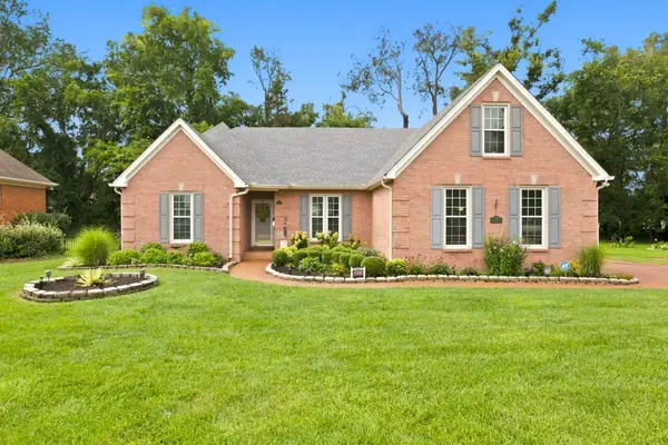 206 Savannah Rdg, Murfreesboro, TN 37127
