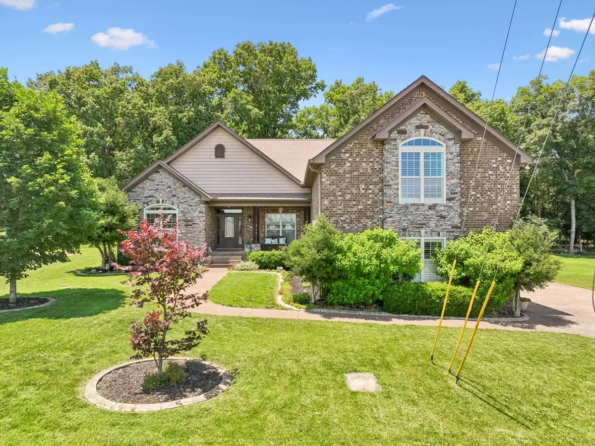 818 Tall Oak Trl, Mount Juliet, TN 37122 - #1