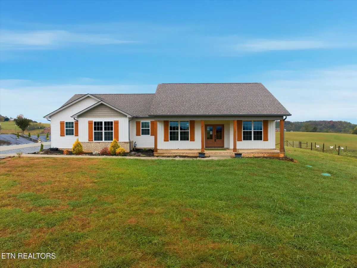 758 Lakeside Rd, Madisonville, TN 37354 - #1