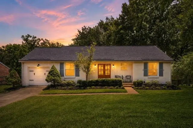 814 Kendall Dr, Nashville, TN 37209 - #1