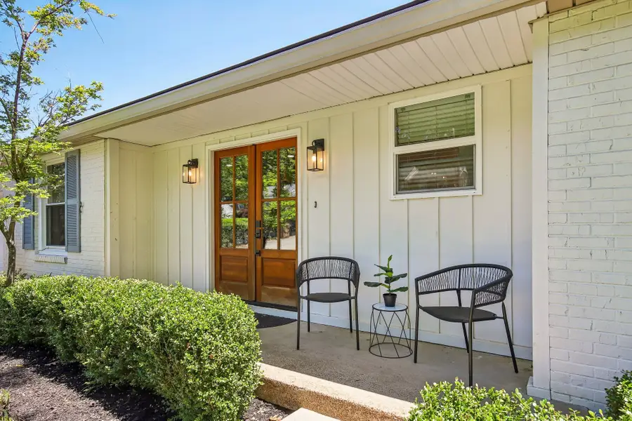 814 Kendall Dr, Nashville, TN 37209 - #3