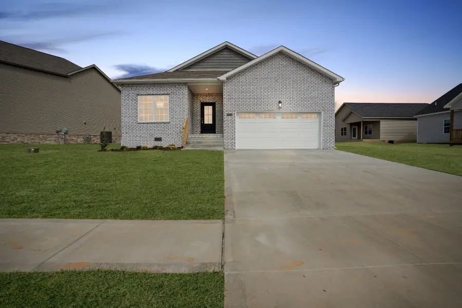 489 S Halifax Ct, Clarksville, TN 37040 - #2