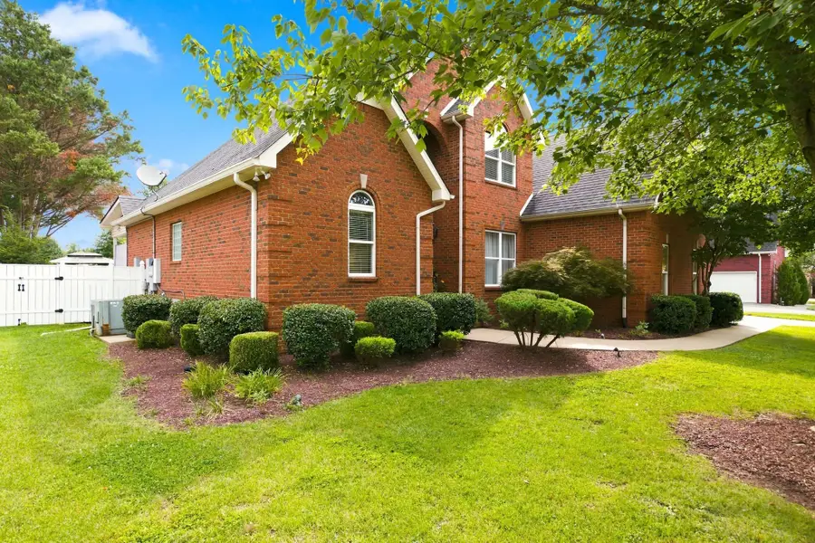 2813 Schoolside St, Murfreesboro, TN 37128 - #2