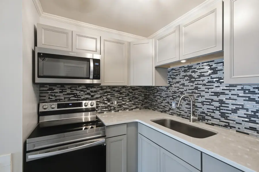 555 N Dupont Ave #A21, Madison, TN 37115 - #3