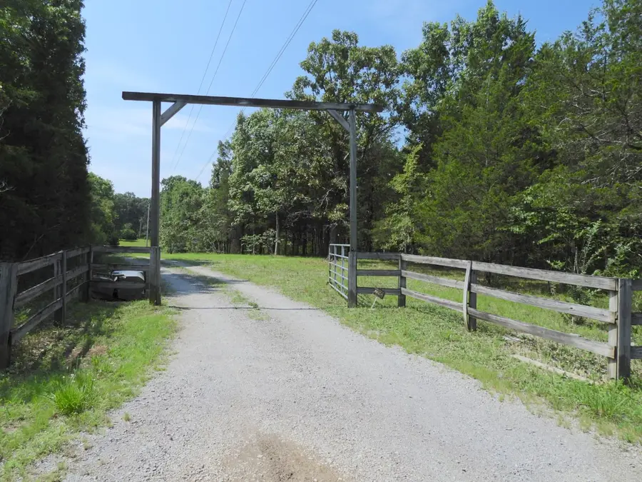 2335 Factory Rd, Murfreesboro, TN 37130 - #2