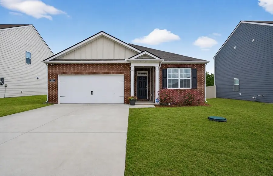 9032 Copenhagen Dr, Murfreesboro, TN 37129 - #2