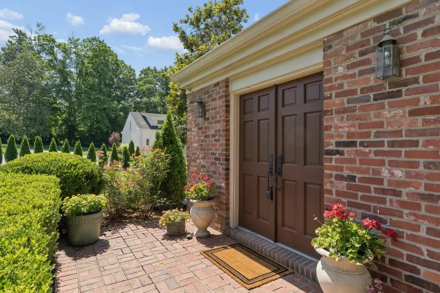 105 Brookfield Ave, Nashville, TN 37205 - #3