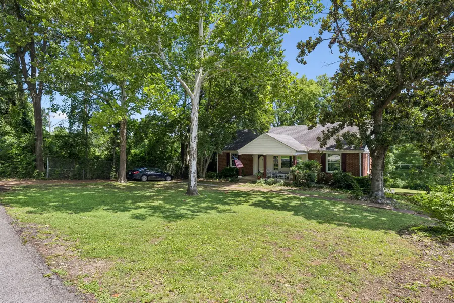 3504 Pleasant Valley Rd, Nashville, TN 37204 - #3