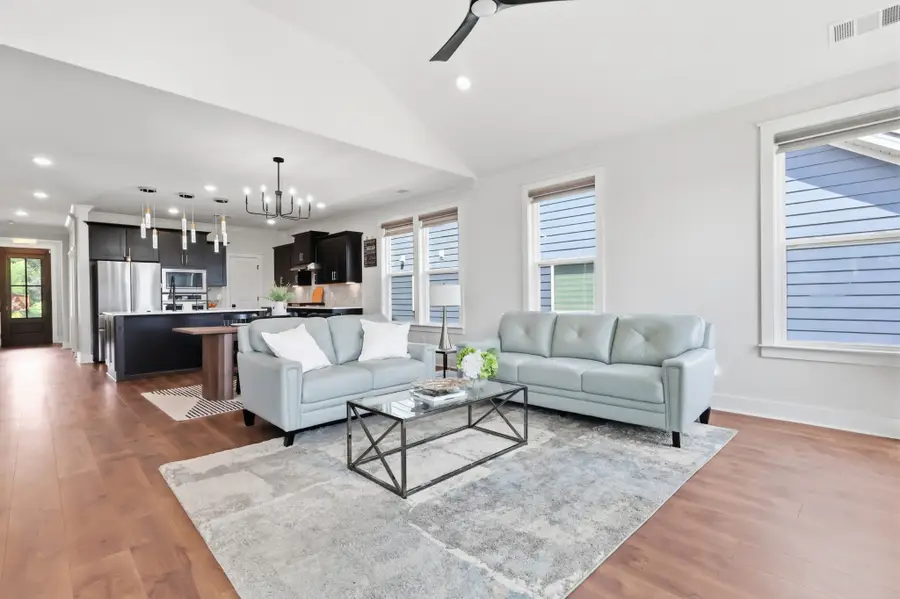 846 Sugarbush Ln, Spring Hill, TN 37174 - #3