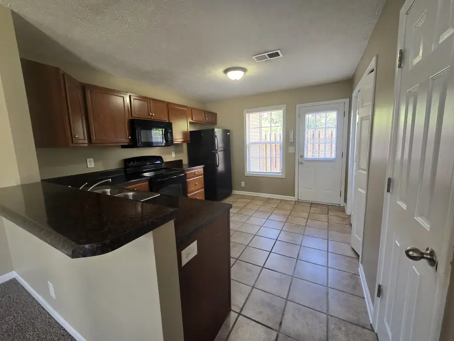 812 Oak Arbor Ct, Clarksville, TN 37040 - #3