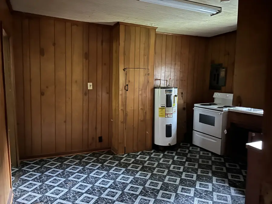 108 Florence St, Camden, TN 38320 - #3