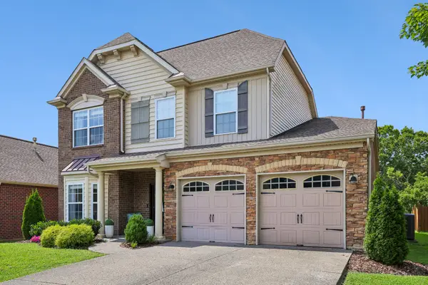 257 Meandering Dr, Lebanon, TN 37090