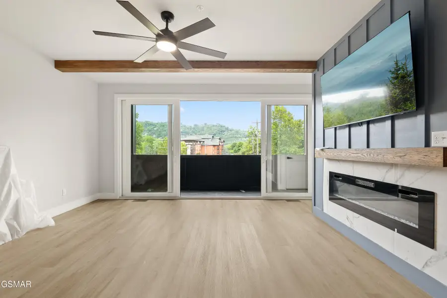 215 Circle Drive #Unit 6, Gatlinburg, TN 37738 - #2