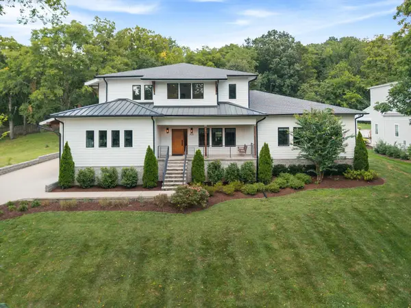 828 Russleo Dr, Nashville, TN 37209