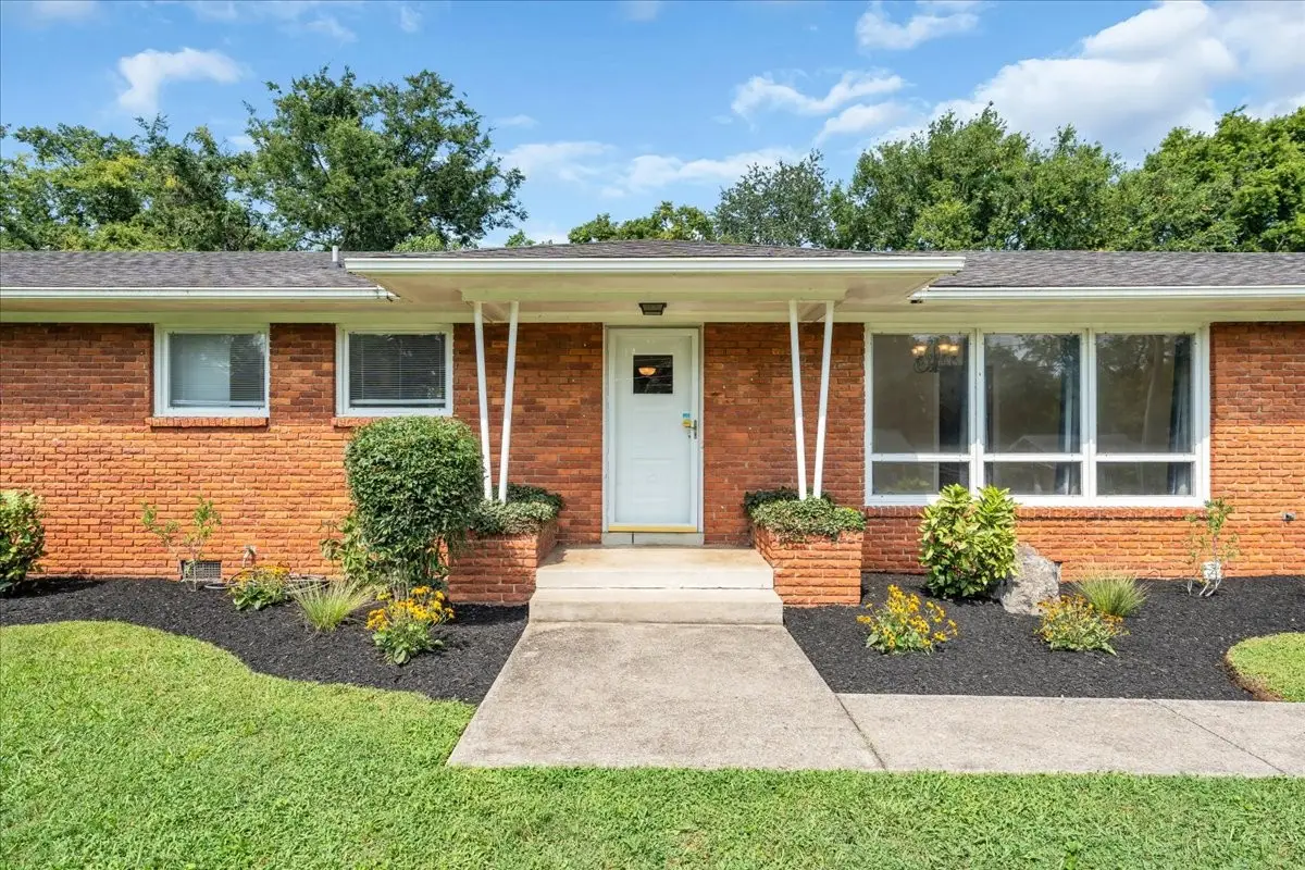 1014 Kirkwood Ave, Murfreesboro, TN 37130 - #1