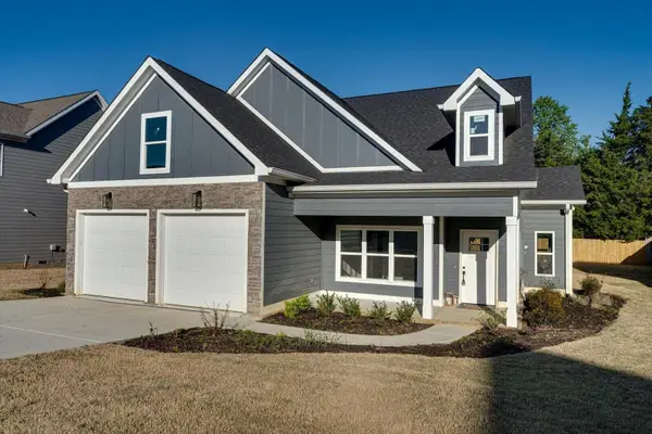 8886 Silver Maple Drive, Ooltewah, TN 37363