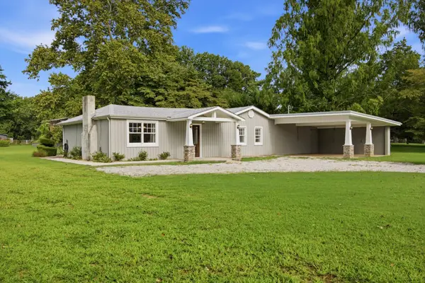 1522 Holders Cove Road, Winchester, TN 37398